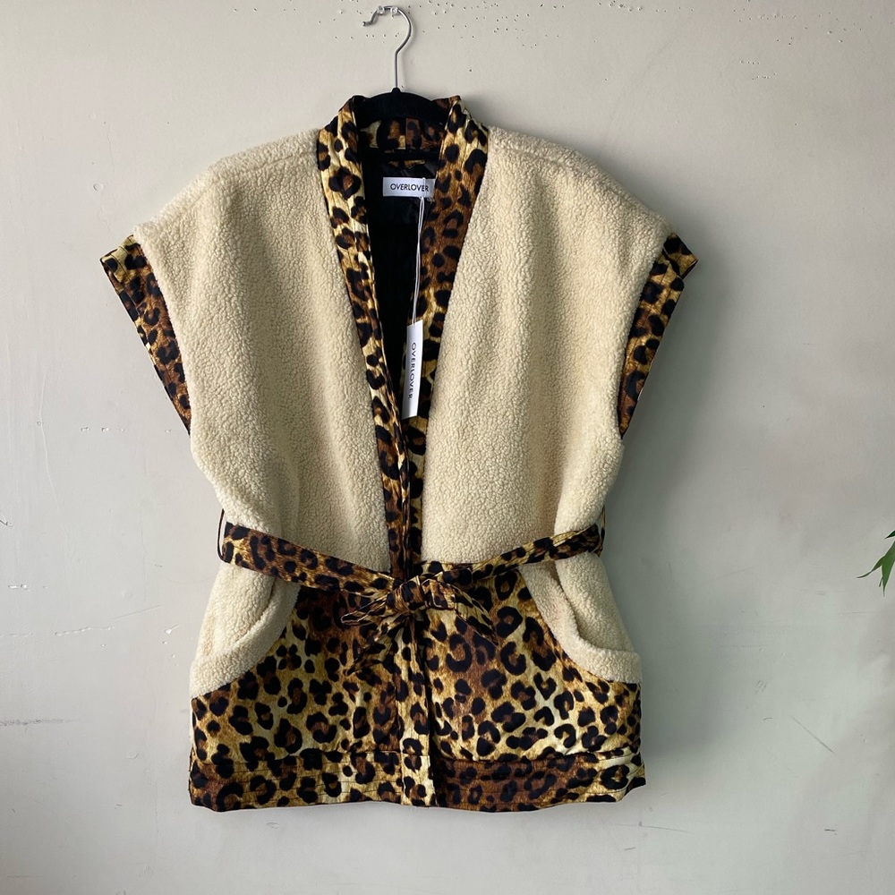 Chouyatou Women's Leopard Print Vest